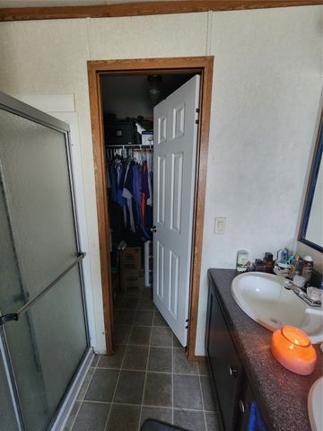 7120 Golden Meadows Road, Greenwood, LA 71033