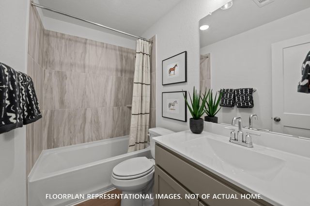 727 Hackberry Branch Court, Magnolia, TX 77354