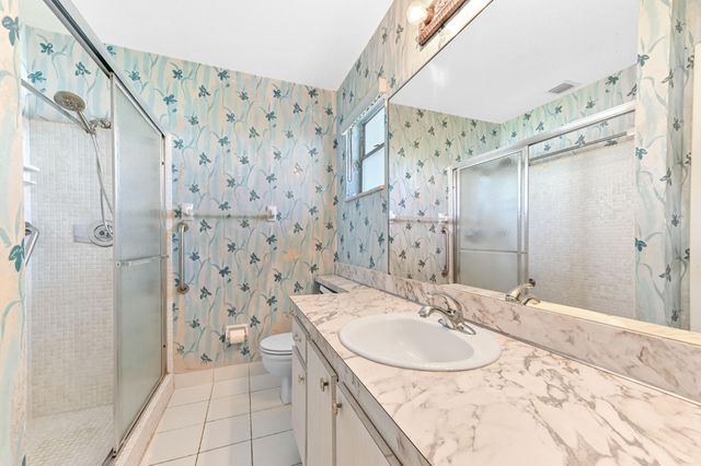 1105 Reposo Avenue, Boynton Beach, FL 33426