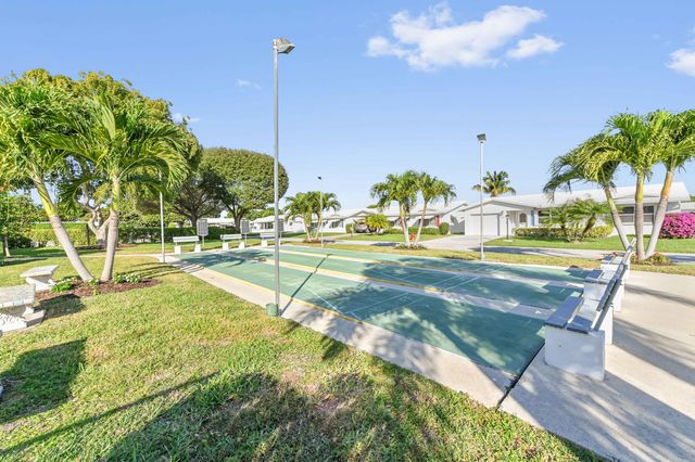 1105 Reposo Avenue, Boynton Beach, FL 33426