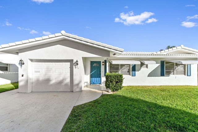 1105 Reposo Avenue, Boynton Beach, FL 33426