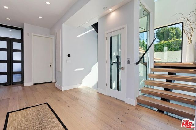 489 S Willaman Drive, Los Angeles, CA 90048