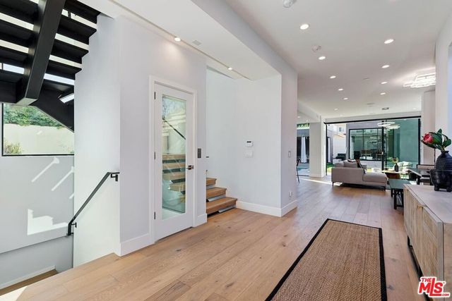 489 S Willaman Drive, Los Angeles, CA 90048