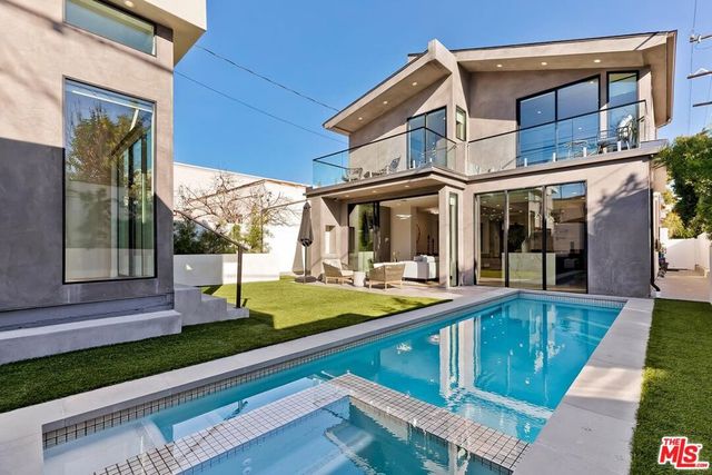 489 S Willaman Drive, Los Angeles, CA 90048