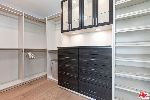 489 S Willaman Drive, Los Angeles, CA 90048