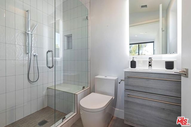 489 S Willaman Drive, Los Angeles, CA 90048