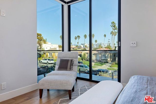 489 S Willaman Drive, Los Angeles, CA 90048