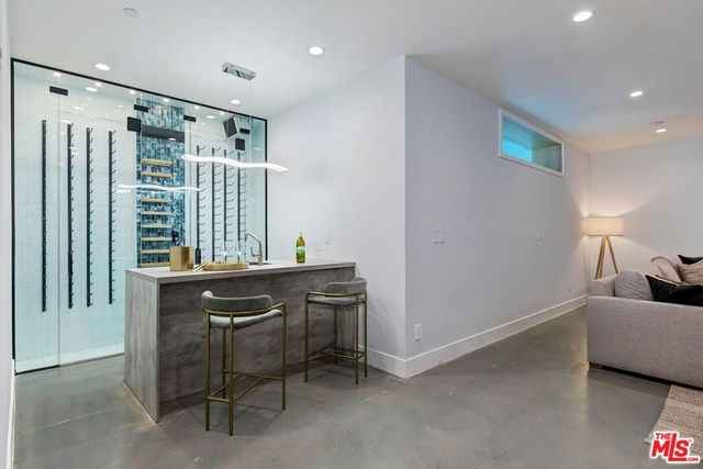 489 S Willaman Drive, Los Angeles, CA 90048