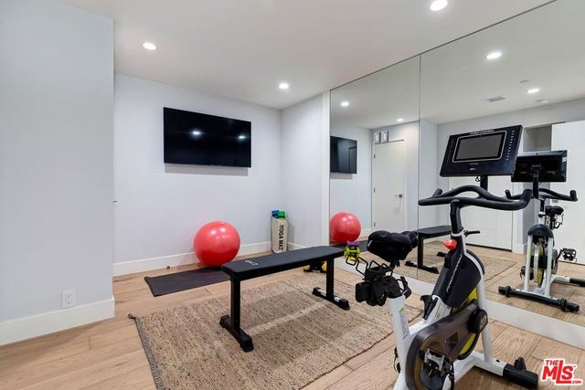 489 S Willaman Drive, Los Angeles, CA 90048