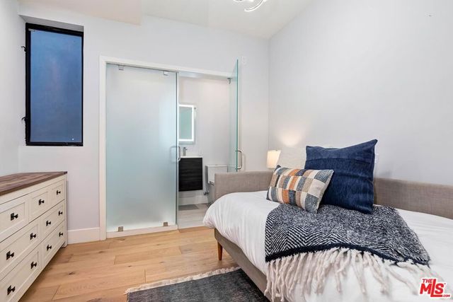 489 S Willaman Drive, Los Angeles, CA 90048