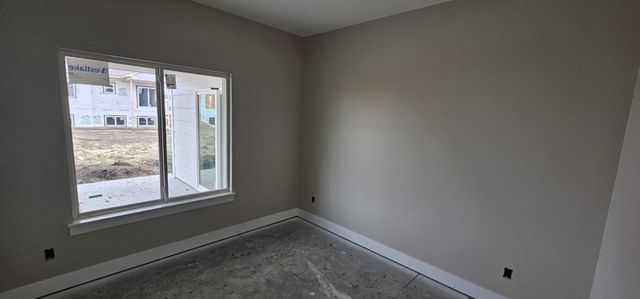 5115 N Toben Ct, Bel Aire, KS 67226