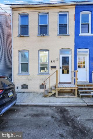832 HOUSTON ST, Columbia, PA 17512