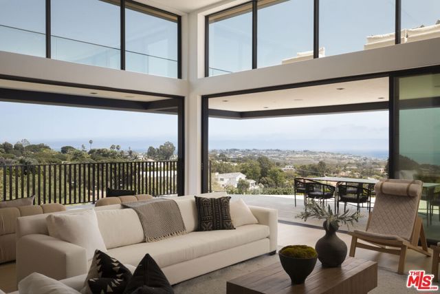 29800 Cuthbert Road, Malibu, CA 90265