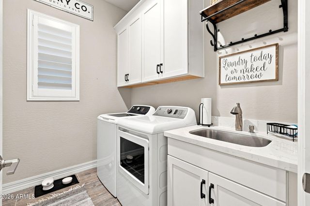 1900 E ASTER Place, Chandler, AZ 85286