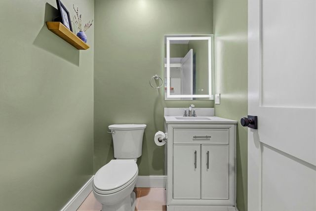 52 West Emerson St 6, Melrose, MA 02176