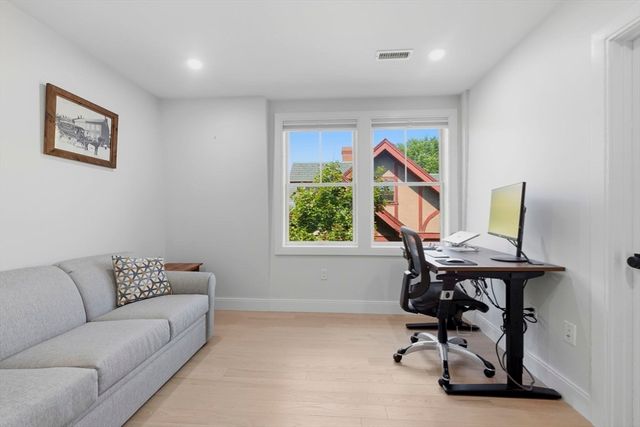 52 West Emerson St 6, Melrose, MA 02176