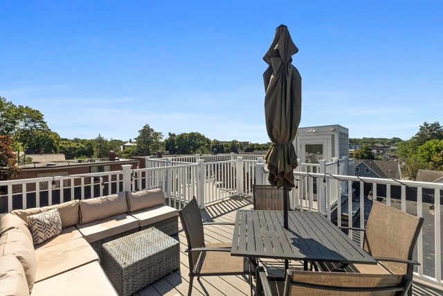 52 West Emerson St 6, Melrose, MA 02176