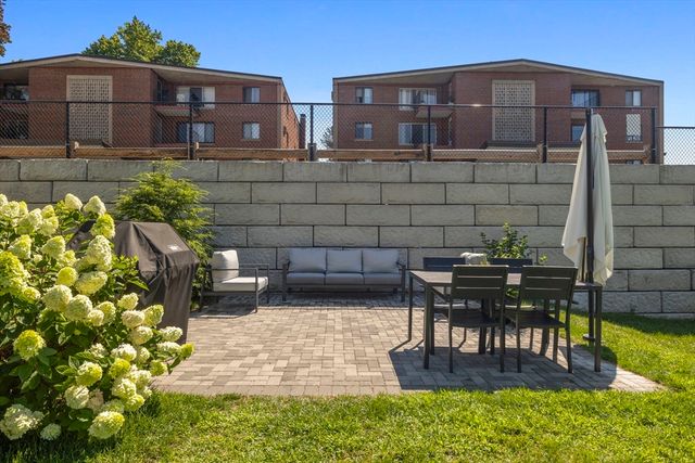 52 West Emerson St 6, Melrose, MA 02176