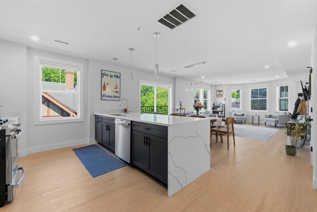52 West Emerson St 6, Melrose, MA 02176