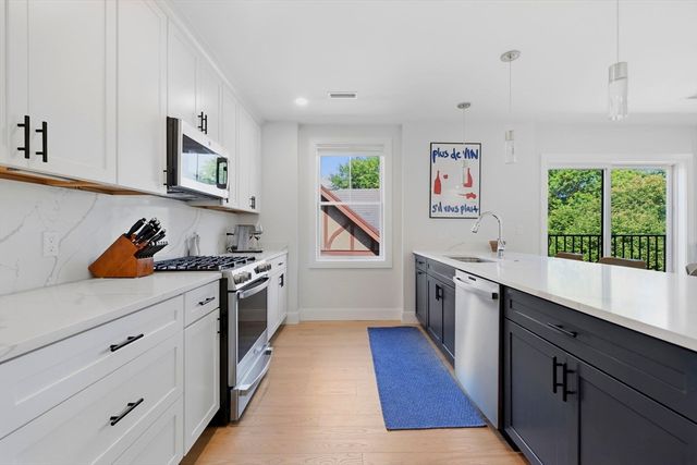 52 West Emerson St 6, Melrose, MA 02176