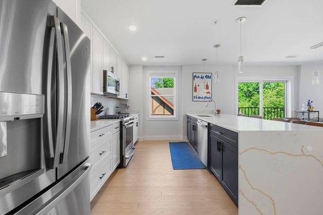 52 West Emerson St 6, Melrose, MA 02176