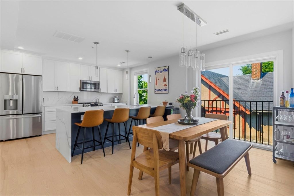 52 West Emerson St 6, Melrose, MA 02176