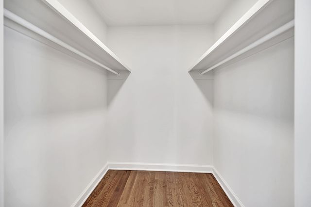 1032 Edwin Warner Dr, Nashville, TN 37205