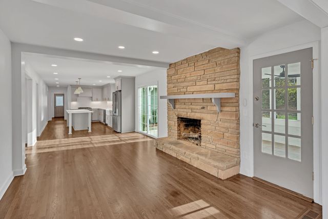 1032 Edwin Warner Dr, Nashville, TN 37205