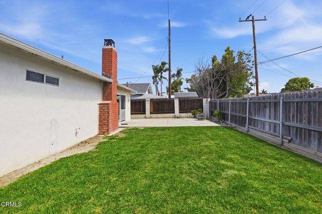 482 Mackay Avenue, Ventura, CA 93004