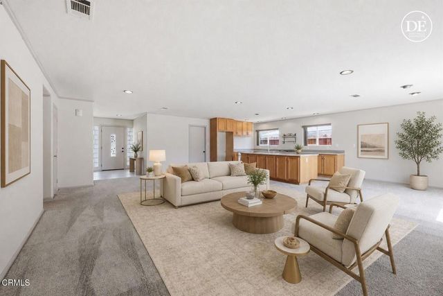 482 Mackay Avenue, Ventura, CA 93004