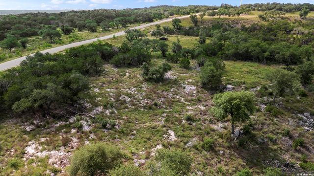 1869 PARADISE PKWY, Canyon Lake, TX 78133