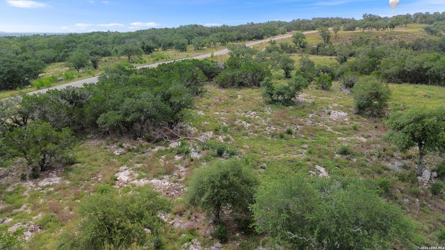 1869 PARADISE PKWY, Canyon Lake, TX 78133
