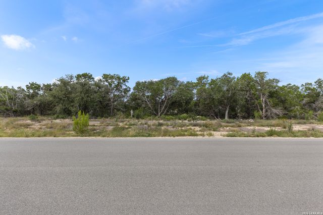 1869 PARADISE PKWY, Canyon Lake, TX 78133