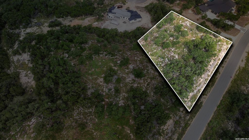 1869 PARADISE PKWY, Canyon Lake, TX 78133