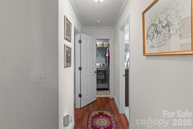 1498 Finwick Drive, Pfafftown, NC 27040