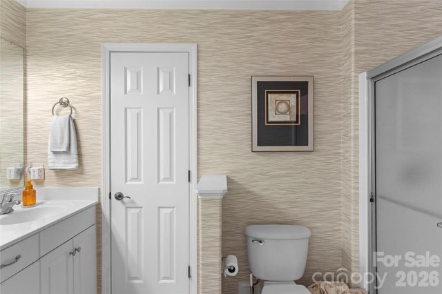 1498 Finwick Drive, Pfafftown, NC 27040