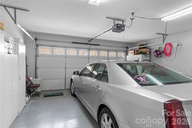 1498 Finwick Drive, Pfafftown, NC 27040