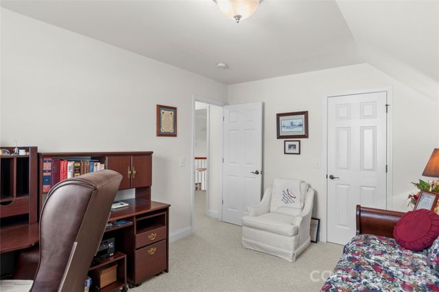 1498 Finwick Drive, Pfafftown, NC 27040