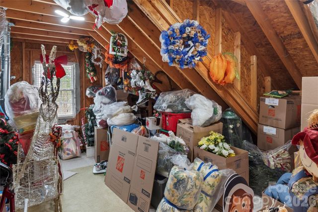 1498 Finwick Drive, Pfafftown, NC 27040