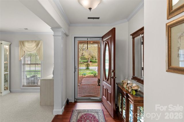 1498 Finwick Drive, Pfafftown, NC 27040