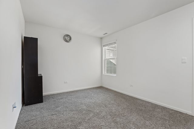 2051 Canyon Creek Court, Aurora, IL 60503