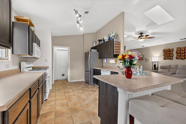 10535 Portofino Drive NW, Albuquerque, NM 87114