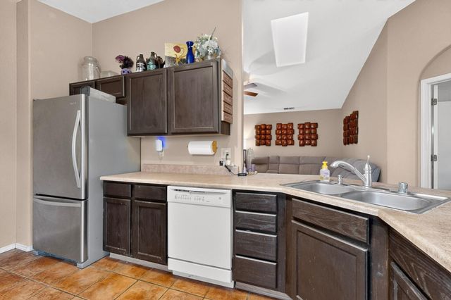 10535 Portofino Drive NW, Albuquerque, NM 87114