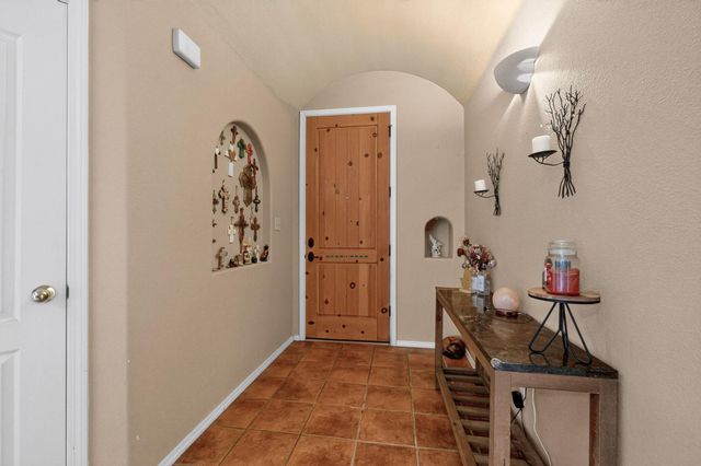 10535 Portofino Drive NW, Albuquerque, NM 87114