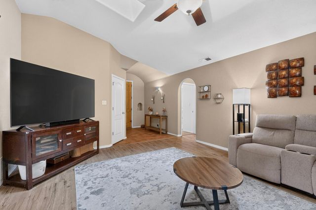 10535 Portofino Drive NW, Albuquerque, NM 87114