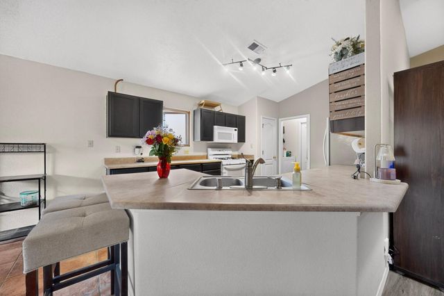 10535 Portofino Drive NW, Albuquerque, NM 87114