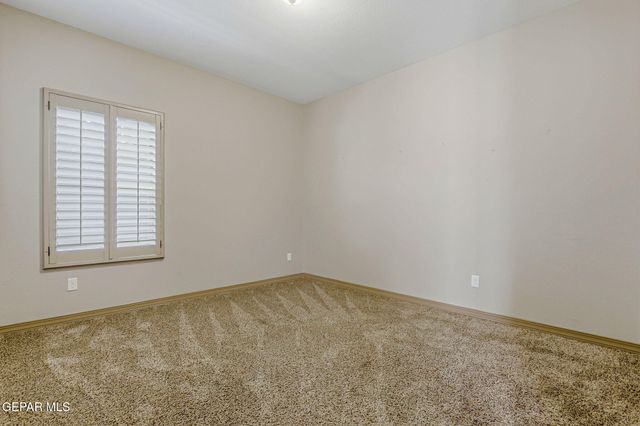 465 PRIME DESERT Drive, El Paso, TX 79932
