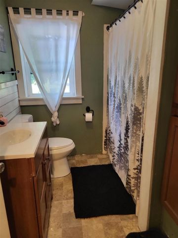 153 Fourteenth Street, Manistee, MI 49660