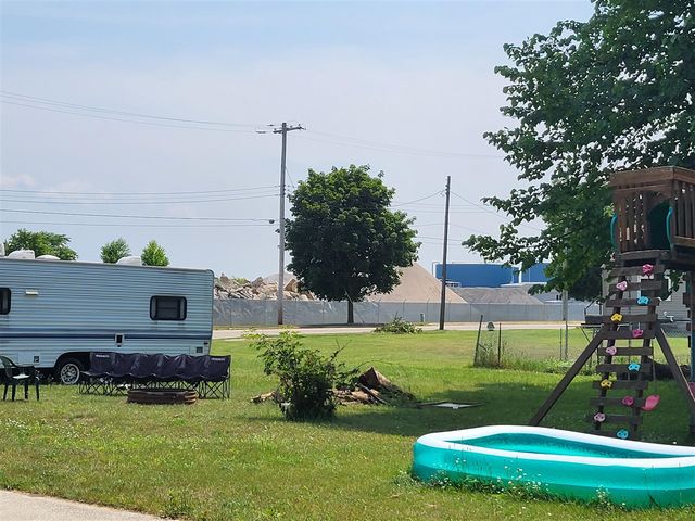 153 Fourteenth Street, Manistee, MI 49660