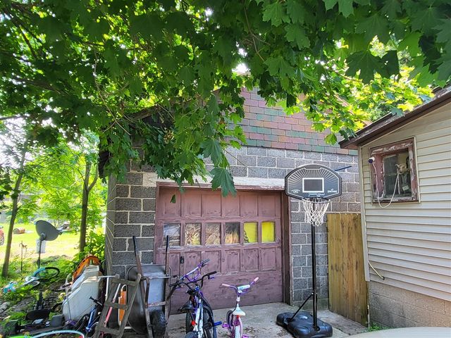 153 Fourteenth Street, Manistee, MI 49660